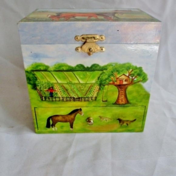 Enchantmints Other - ENCHANTMINTS HORSE RANCH Jewelry Box Music Case